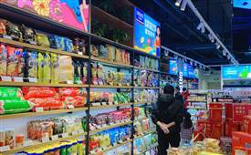 休閑食品店要幾個人經營，完全取決于這些因素